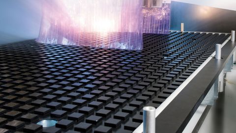High-Flow Nesting Table - Nesting-Technologie für die rationelle Fertigung Hoch-flexibler Nestingtisch - Nesting-Technologie für die rationelle Fertigung